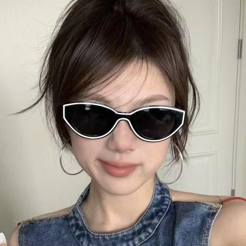 Unique Black White Patchwork Cat Eye Sunglasses for Women Men New Small Round Gradient Sun Glasses Ladies Y2K Shades Eyeglasses