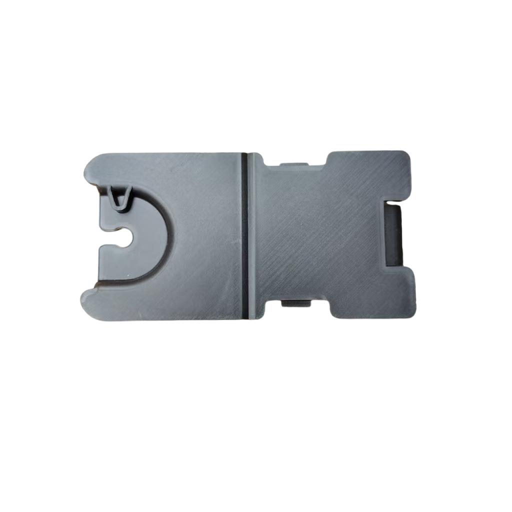 High-quality Plastic Inner Lining Mudguard Cover Plate for Mercedes-Benz W213 (OE 2136909102)