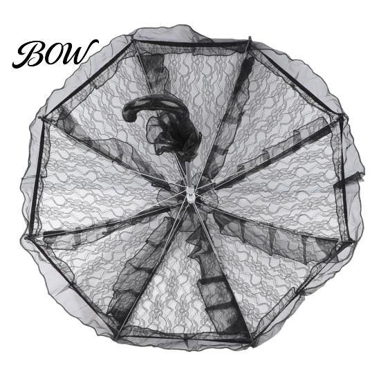 Royal Style Lace Umbrella Vintage Gothic Umbrella, Black Bridal Parasol for Halloween Elegant Hollow Embroidery Witch Cosplay, Wedding Decoration,