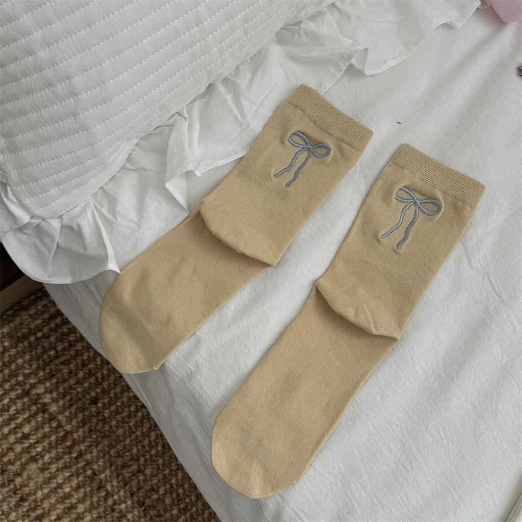 Dotted Yarn Wool Bow Woolen Socks Thickened Warm Solid Color Mid-Tube Cashmere Stack Socks