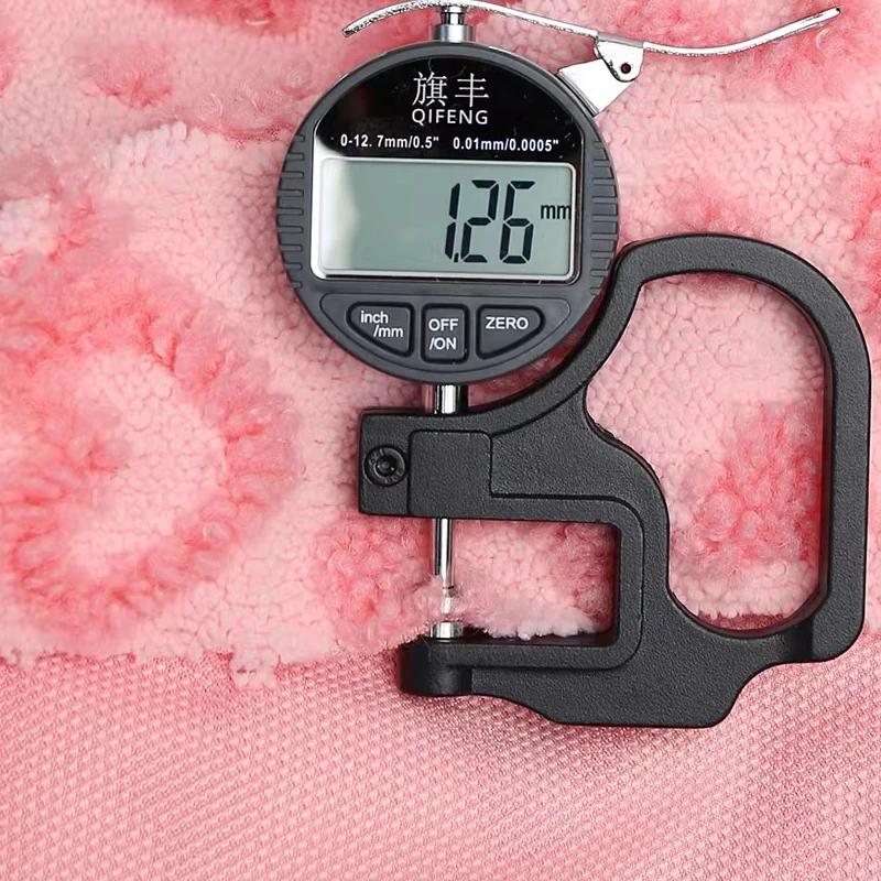 0.5m/1m/2m Thickened Lamb Wool Heart-shaped Jacquard Fabric for Sewing Coat Makeup Bag Dolls Blanket Pajamas DIY Clothing Fabric