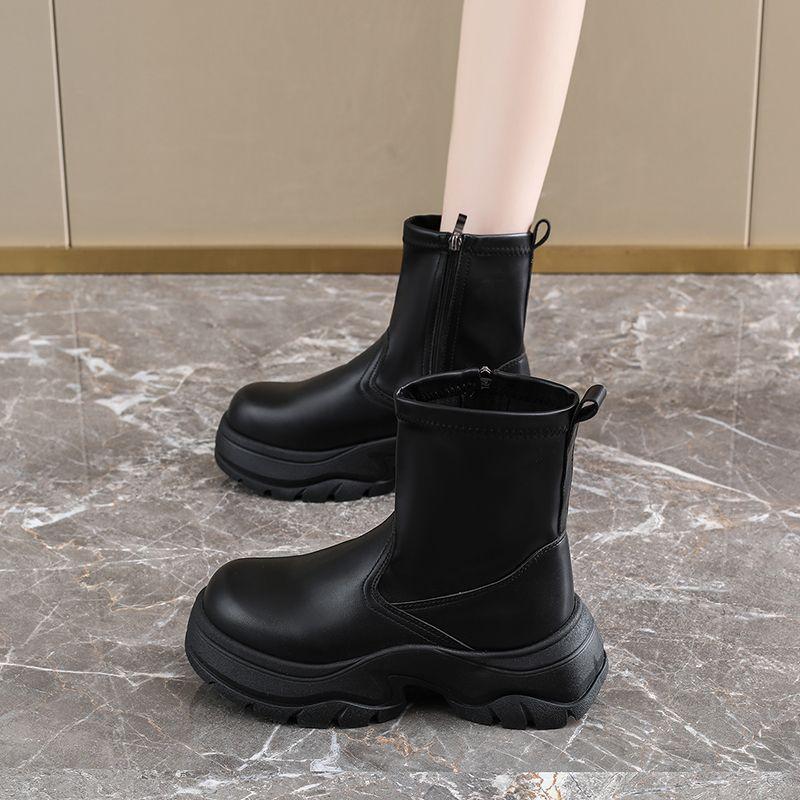 

Женские ботинки Мартин на толстой подошве 2025 осень новые тонкие и универсальные нишевые в зарубежном стиле полусапоги на мягкой подошве челси 40