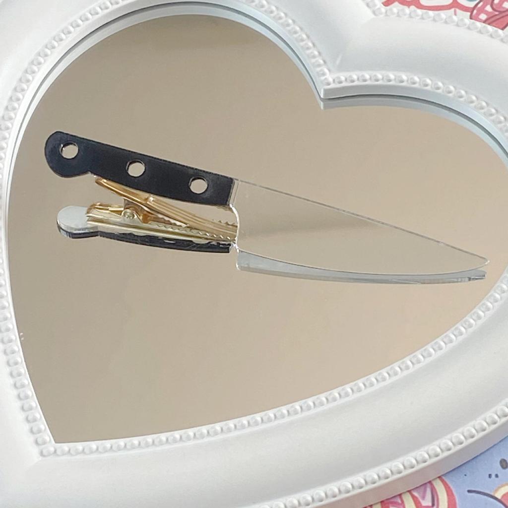 Creative Duckbill Clip: Mini Light Bulb Scissors & Hairpin for Fun, Quirky Hairstyles