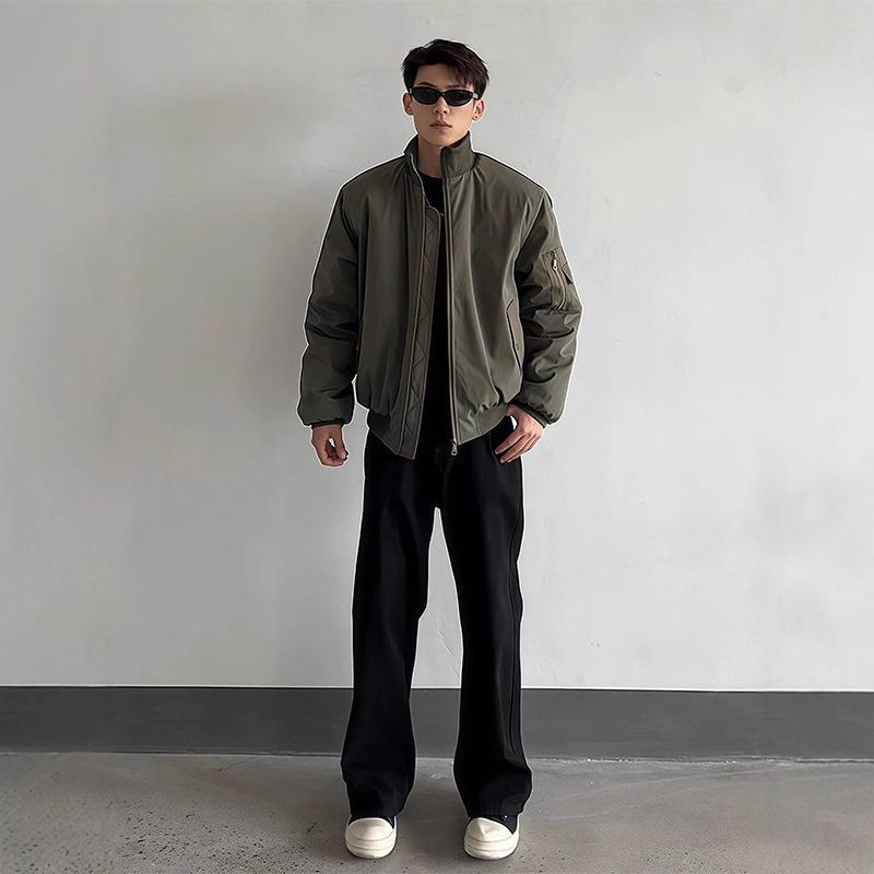 Cleanfit Herren Schwarze Gepolsterte Baumwoll-Bomberjacke, Kurzer Stehkragen, Hochwertiger Wintermantel