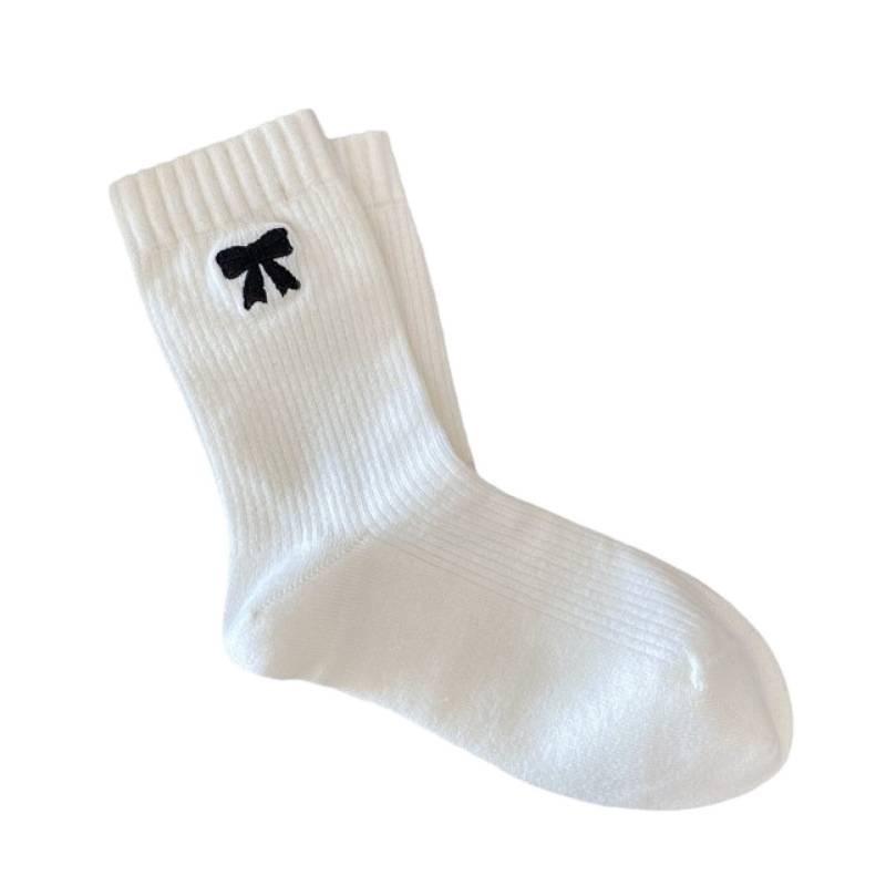 Women's Thickened Pure Cotton Mid-Calf Slouch Socks with Bow Embroidery for Autumn and Winter