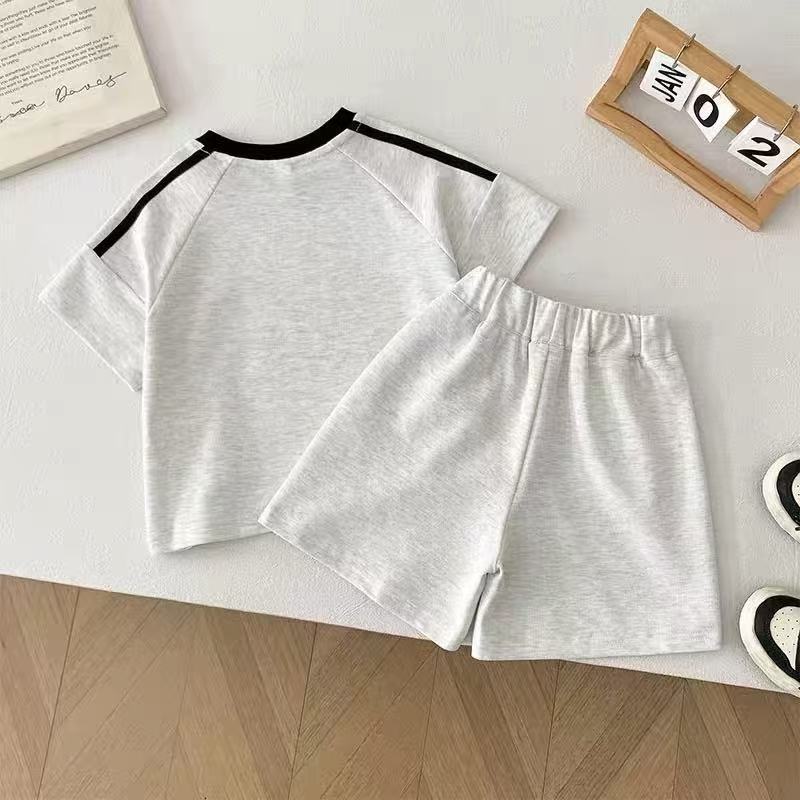 Boys' Summer Outfit Set Fashionable Printed T-shirt Children's Short Sleeved Two-piece Set