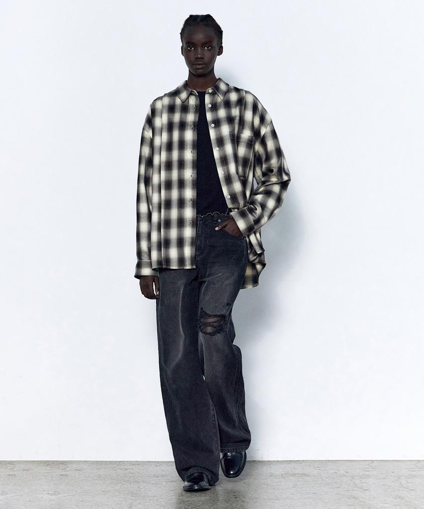 INSILENCE WOMEN Sleek Check Oversized Shirt Black