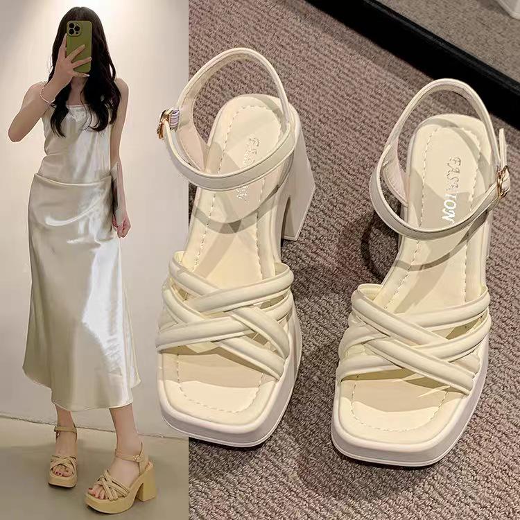 Korean Version of Sandals Comfortable Thick Sole Word with Height Increase Waterproof Table Wear-resistant Commuter Sandals 2025 Summer and Autumn New