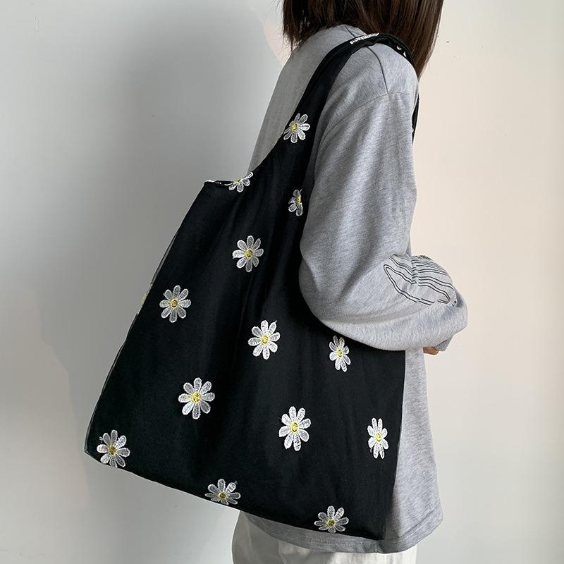 Embroidery Canvas Bag Summer Literary Travel Bag