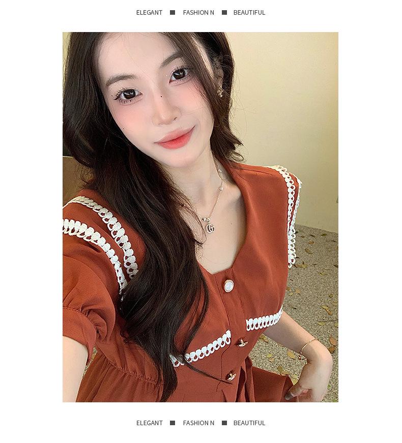 Dámské letní francouzské retro krajkové šaty s krátkým rukávem áčkového střihu s límečkem a pasem zeštíhlujícím postavu ve stylu Hepburn.