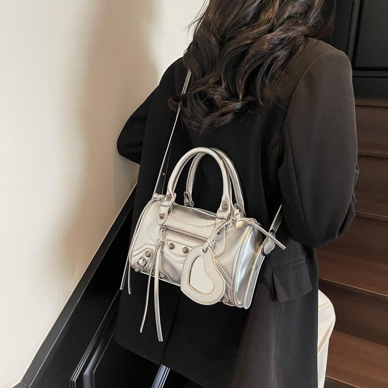 Niche Retro Hand-Carried Locomotive Bag Women'S Versatile Contrasting Color Shoulder Messenger Boston Bag