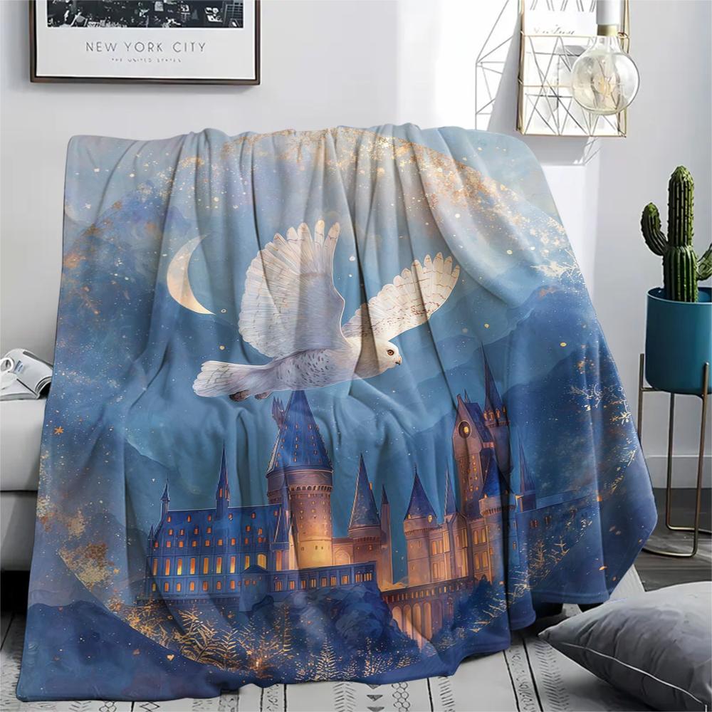 1Pc Cartoon Print Flannel Blanket, High Quality Comfortable for All Seasons, Home Decor, Warmth and Comfort, Perfect for Christmas Birthday Gift