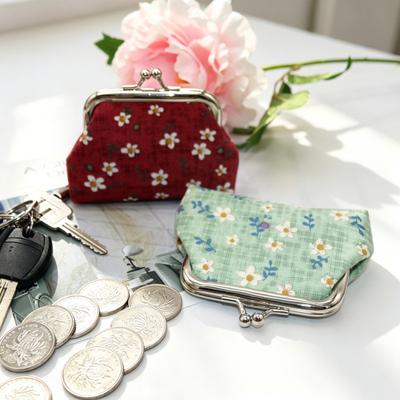 Portamonete Floreale Carino, Portamonete Vintage con Chiusura a Bacio, Portafoglio Mini Portamonete Borsa per Conservare Oggetti Piccoli, Monete, Contanti, Carte
