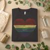 T-shirt z tęczowym sercem – Koszulka graficzna Pride Równość LGBTQ A493