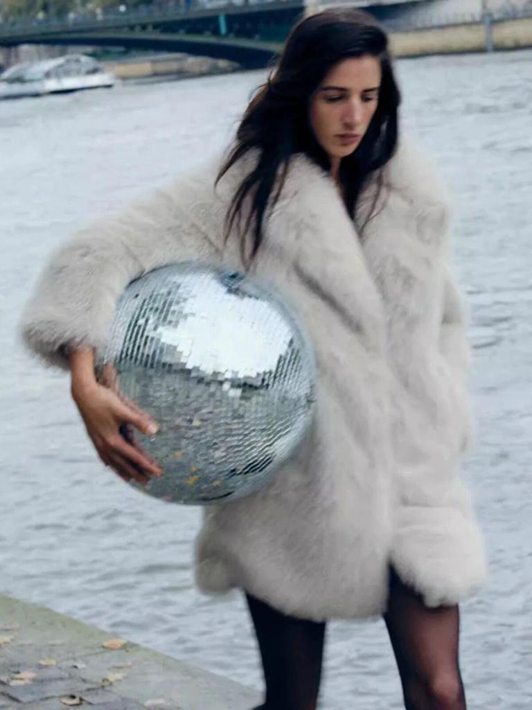 Eco-friendly Faux Fox Fur Mid-length Coat, Thickened Winter 2025 - European/American Style