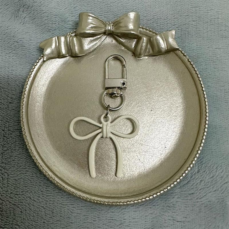 

Korean Simple Bowknot Keychain Metal Bow Keyring Earphone Case Hanging Decoration Bag Charm Backpack Pendant белый