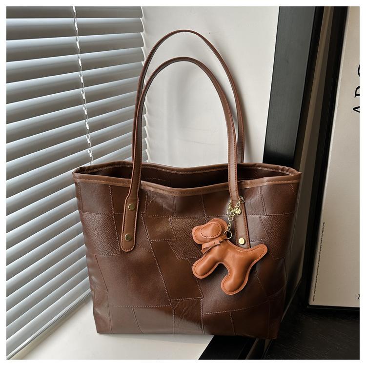 

Textured soft leather big bag women s 2025 new fashionable large-capacity shoulder bag high-end tote versatile handbag