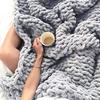 Weiche Chenille Zopfmuster Strickdecke, Handgestrickte Überwurfdecke, 50x60 Zoll, Kabelmuster, Warm, Dicke Riesen-Decke für das Sofa