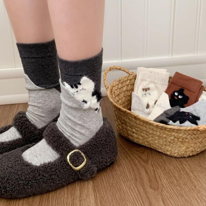 4 Pairs Autumn Winter Funny Socks Women Simple Cat-Print Mid-Calf Socks High Autumn Cute Fashion Woman Socks