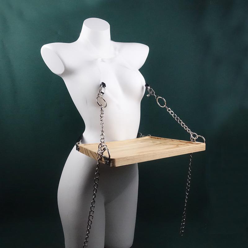 Colar com Pinças Eroticas Ponderadas para Treinamento de Escravo Masculino