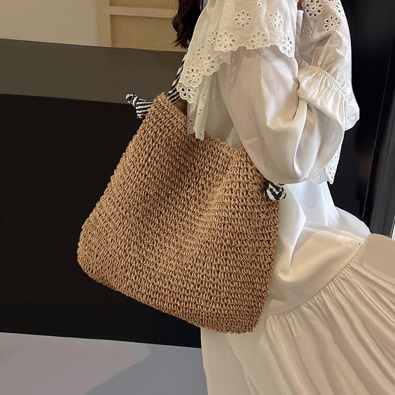 Bag spring autumn and winter new woven straw bag seaside vacation large capacity beach women s bag shoulder armpit bag верблюд
