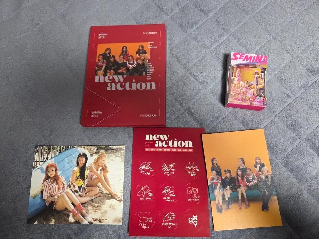 Gugudan New Action Album Gugudan Seminar Kit Badge Used