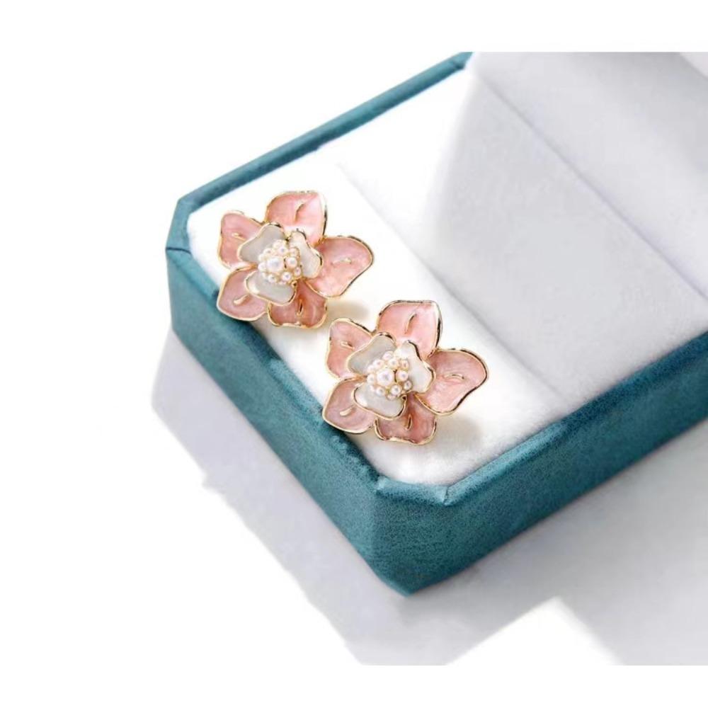 Brincos de Tarraxa Flor de Cerejeira Camélia de Luxo para Mulheres Vintage Elegante Pérola Design Único Inspirado na Natureza Chique Estilo Francês