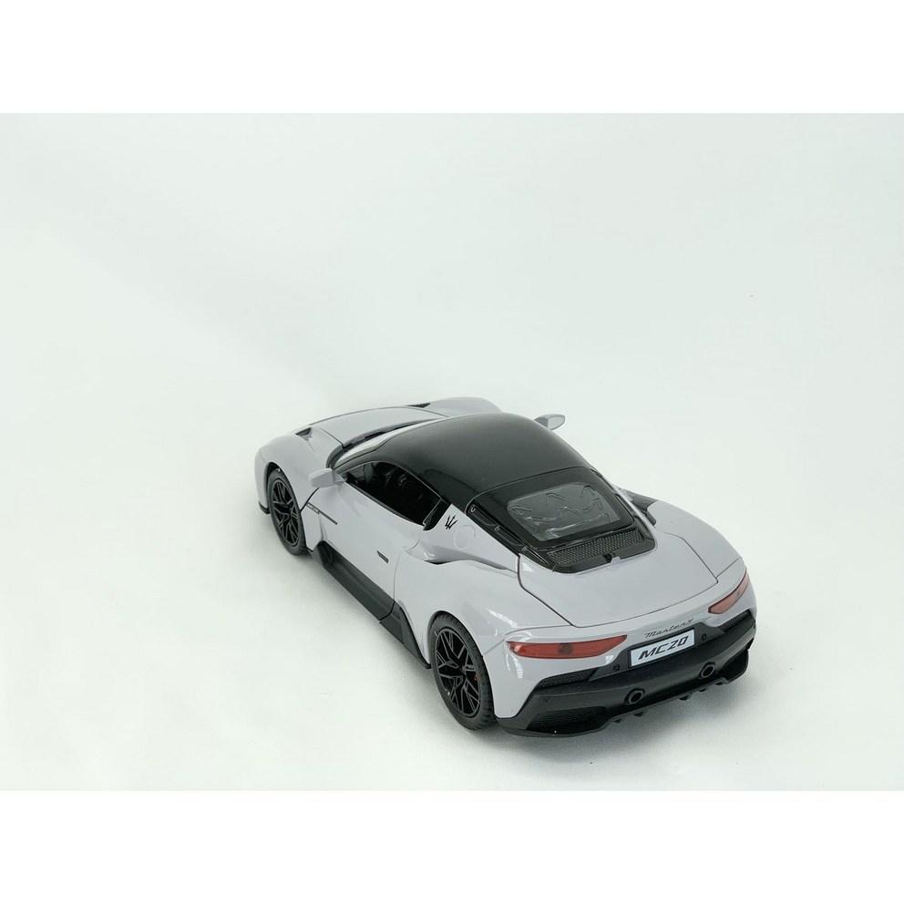 1:22 Scale Maserati MC20 Die-cast Supercar Model Toy - Green