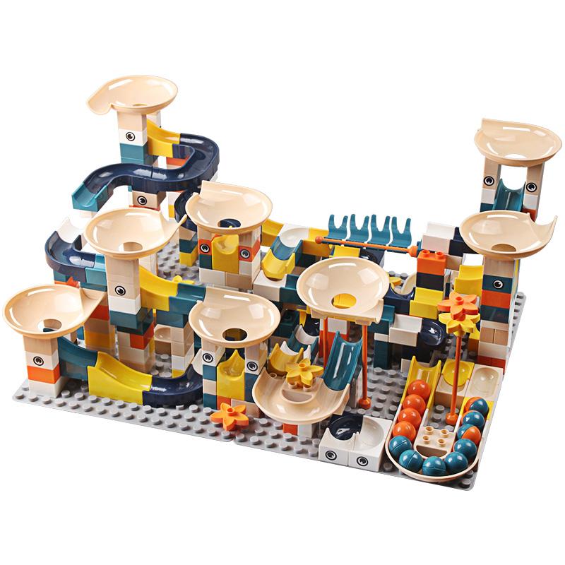 83-332PCS Mramorové závody Běh Cihly Velké Stavební Bloky Trychtýř Skluzavky Bloky DIY Cihly Hračky pro děti Dívky