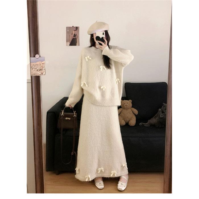 

2026 Elegant Round Neck Long Sleeve Knit Dress with Bowknot Patchwork - Women s Autumn/Winter Collection One Size