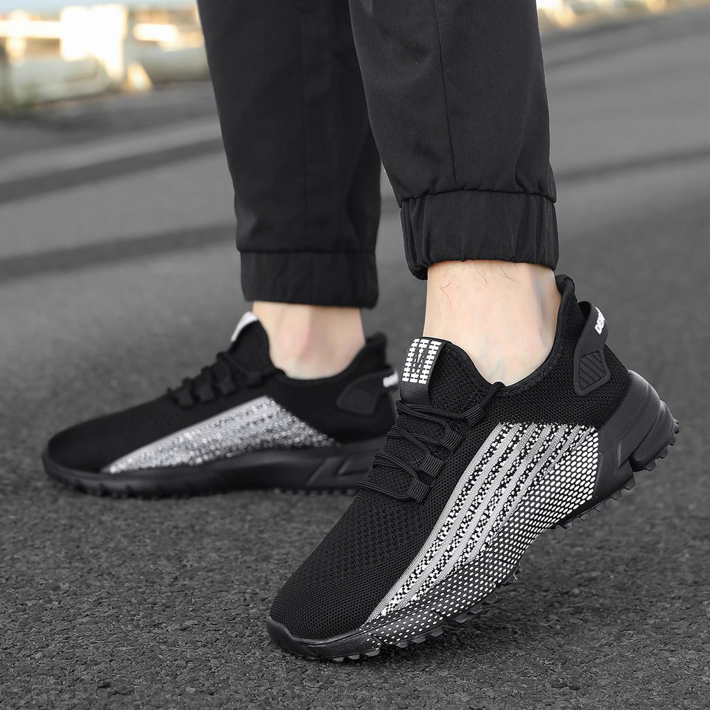Knitted Mesh Running Shoes Breathable Men's Casual Sneakers Lightweight Outdoor Jogging Walking Trainers Anti-slip Sole