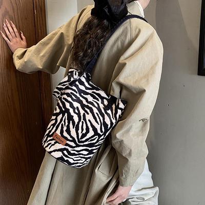 Sac bandoulière en toile rayée pour femmes élégantes 2025 - Grand sac seau à épaule unique pour étudiantes