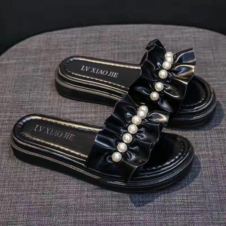 Internet celebrity pearl slippers women's summer 2025 new thick bottom one-word tugs ins popular fashion versatile small fragrant sandals