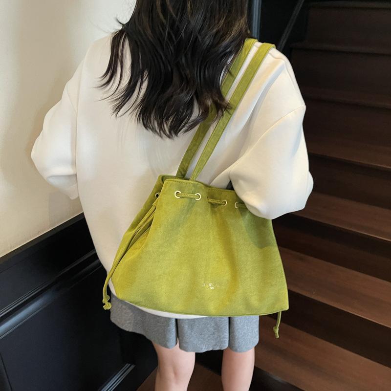 Large Capacity New Tote Bag 2025 Suede Casual Korean Version Ins Versatile Portable Shoulder Bag Fashion Trendy Light Luxury