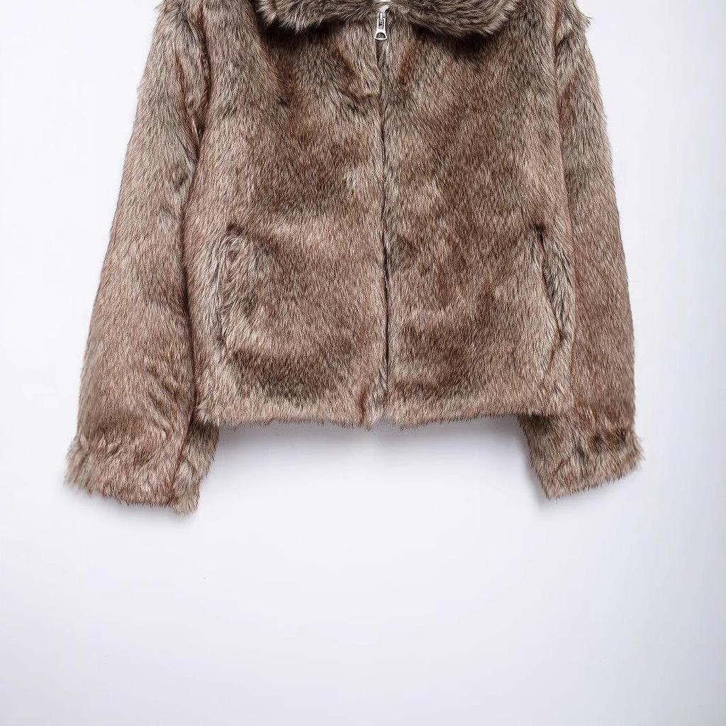2024 Autumn Women's Vintage Faux Fur Coat In European & American Fashion