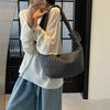 Shoulder bag women's 2025 summer new niche design wide shoulder strap cloud bag lazy wind messenger tote bag