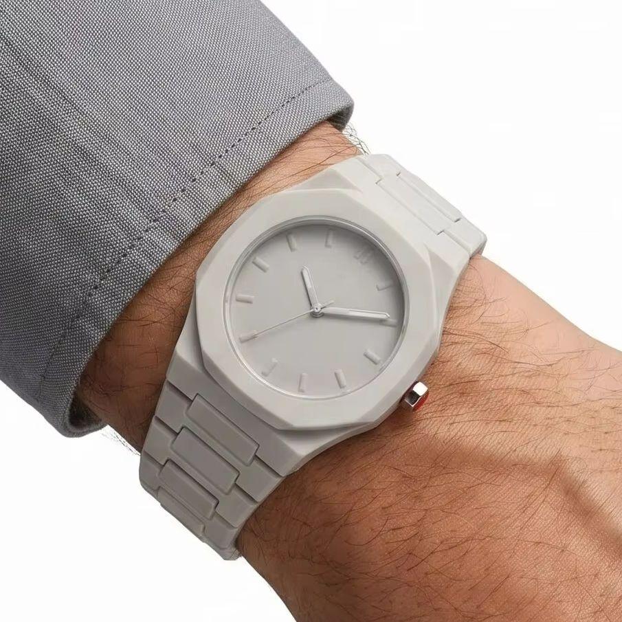 Rebirth Octagonal Comic-Style Watch, Two-Dimensional Line Art Quartz Watch, Simple Unisex Waterproof Watch for Both Men and Women