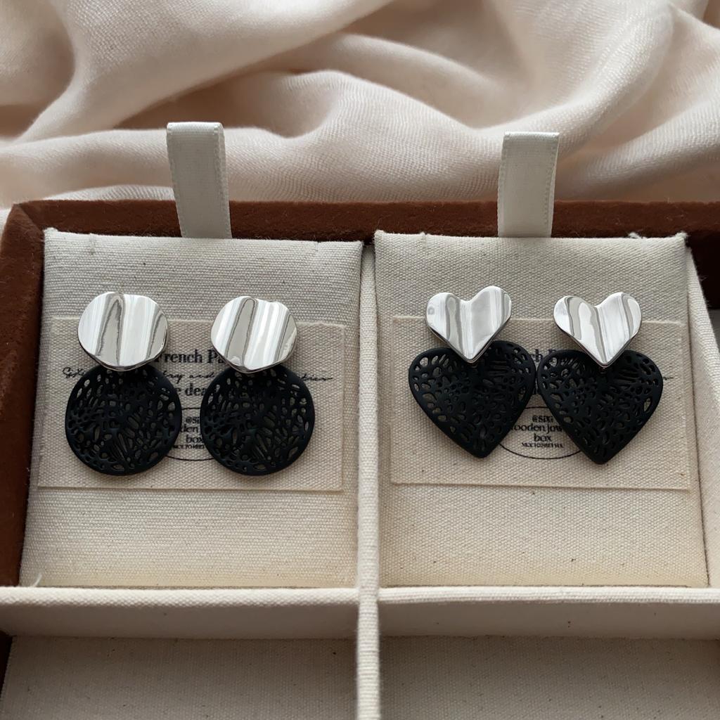 Metal Geometric Love Hollow Black Pattern Earrings Earrings Light Luxury Fashion Minimalist Retro Niche Personality Unique Earrings