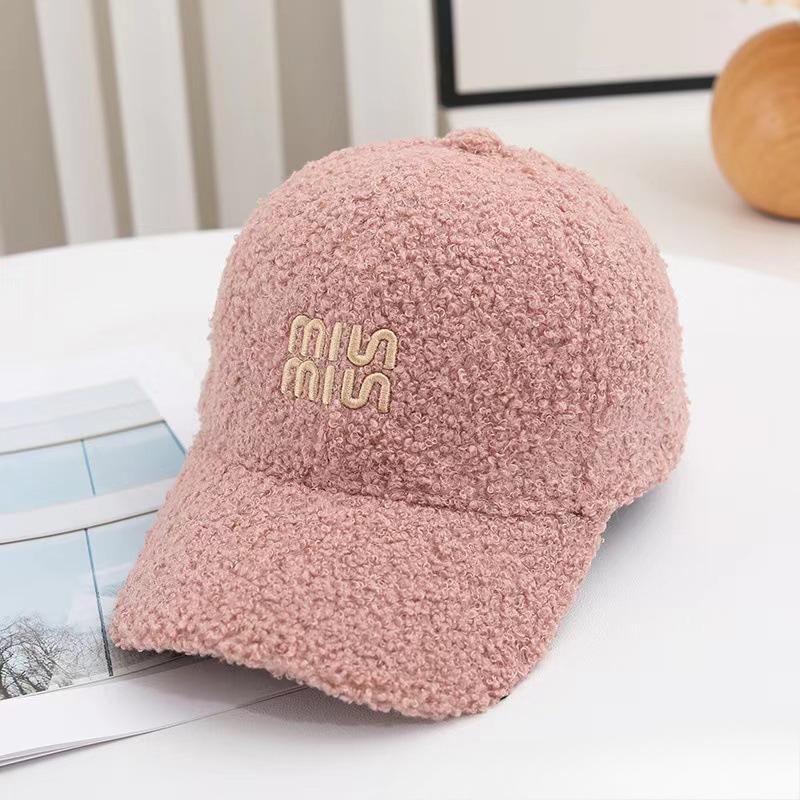 Korean Style Fashion Baseball Hat Women's New Autumn and Winter Lamb Velvet Outdoor Warm Baseball Cap Letters