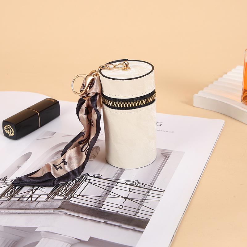 

Миниатюрный легкий роскошный брелок-сумка-ведро - универсальный держатель для помады и подвеска грязно-белый