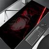 Dunkler Gothic-Stil Rote Augen Mädchen Mauspads Schreibtischmatte Schreibtisch-Interieur Mauspads Gamer Spielmatte Gaming-Raum Dekoration Großes Mauspads