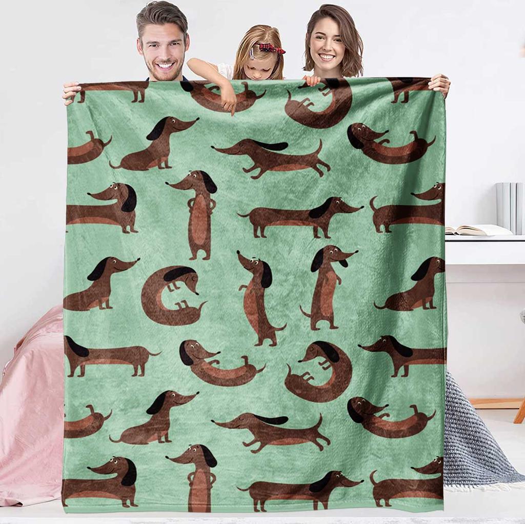 1pc Sausage Dog Print Flannel Blanket Soft Comfortable Multiple Sizes Living Room Nap Sofa Cover Portable Machine Washable