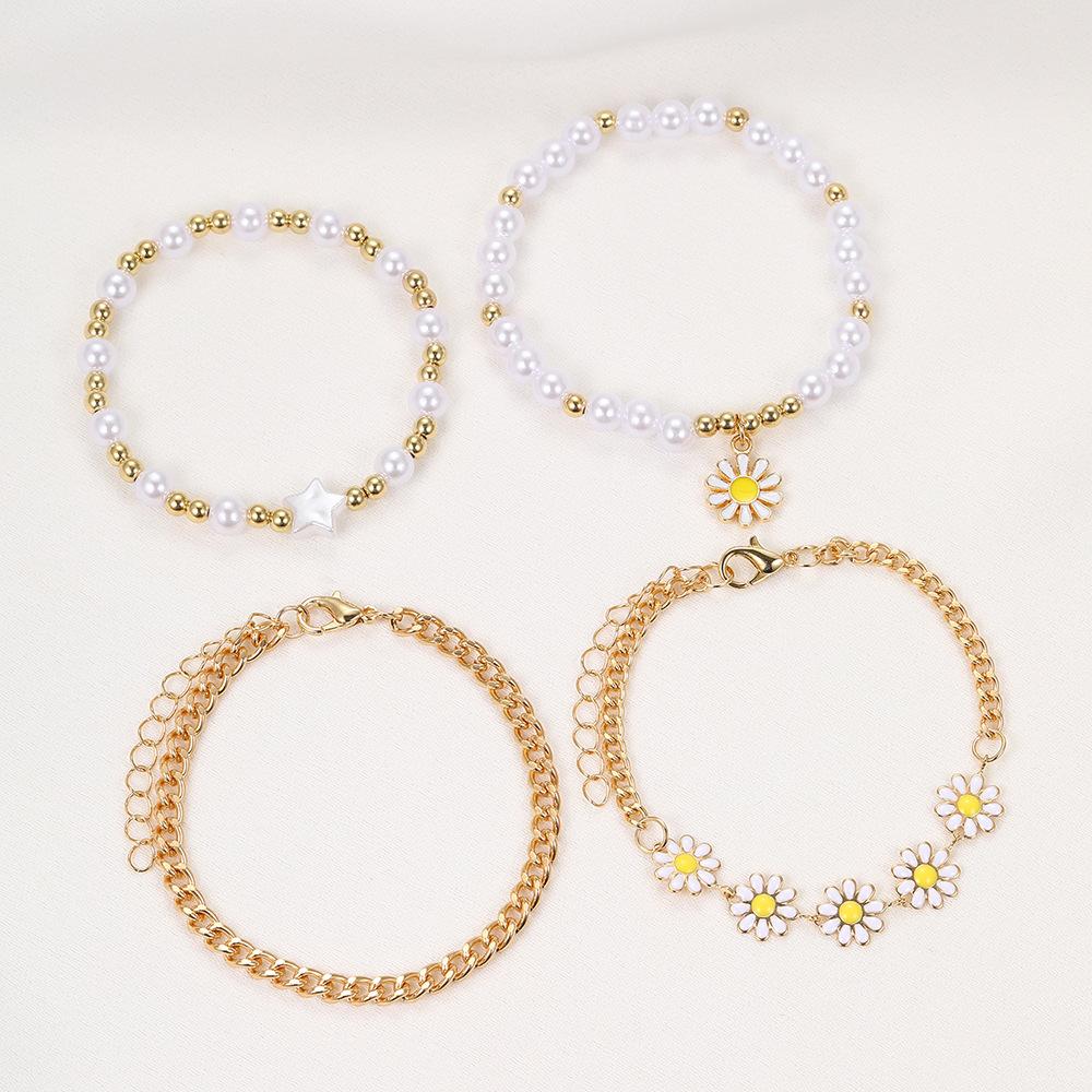 Elegant 4pc Daisy & Imitation Pearl Bracelet Set - Cute Zinc Alloy  for Stylish Girls, Ideal Gift