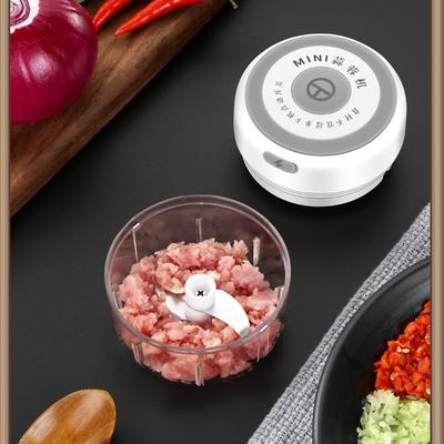 Elektrischer kabelloser Zerkleinerer Knoblauchstampfer Fleischwolf Langlebiger Mini-Knoblauchbereiter USB-Aufladung Küchenzerkleinerer Chopper