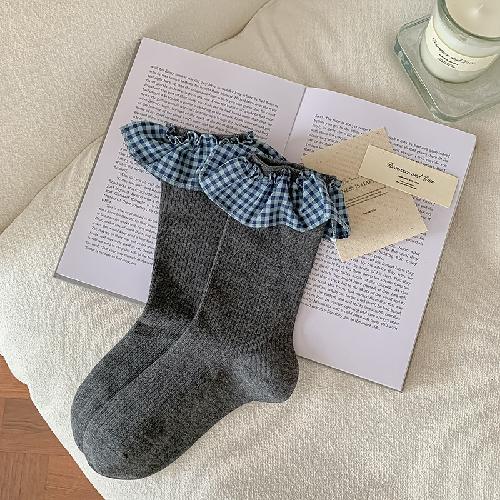 

Frilly Socks Women JK Japanese Style Black White Gray Medium Tube Socks Sweet Girl JK Lolita Kawaii Cute Plaid Lace Ruffle Socks One Size