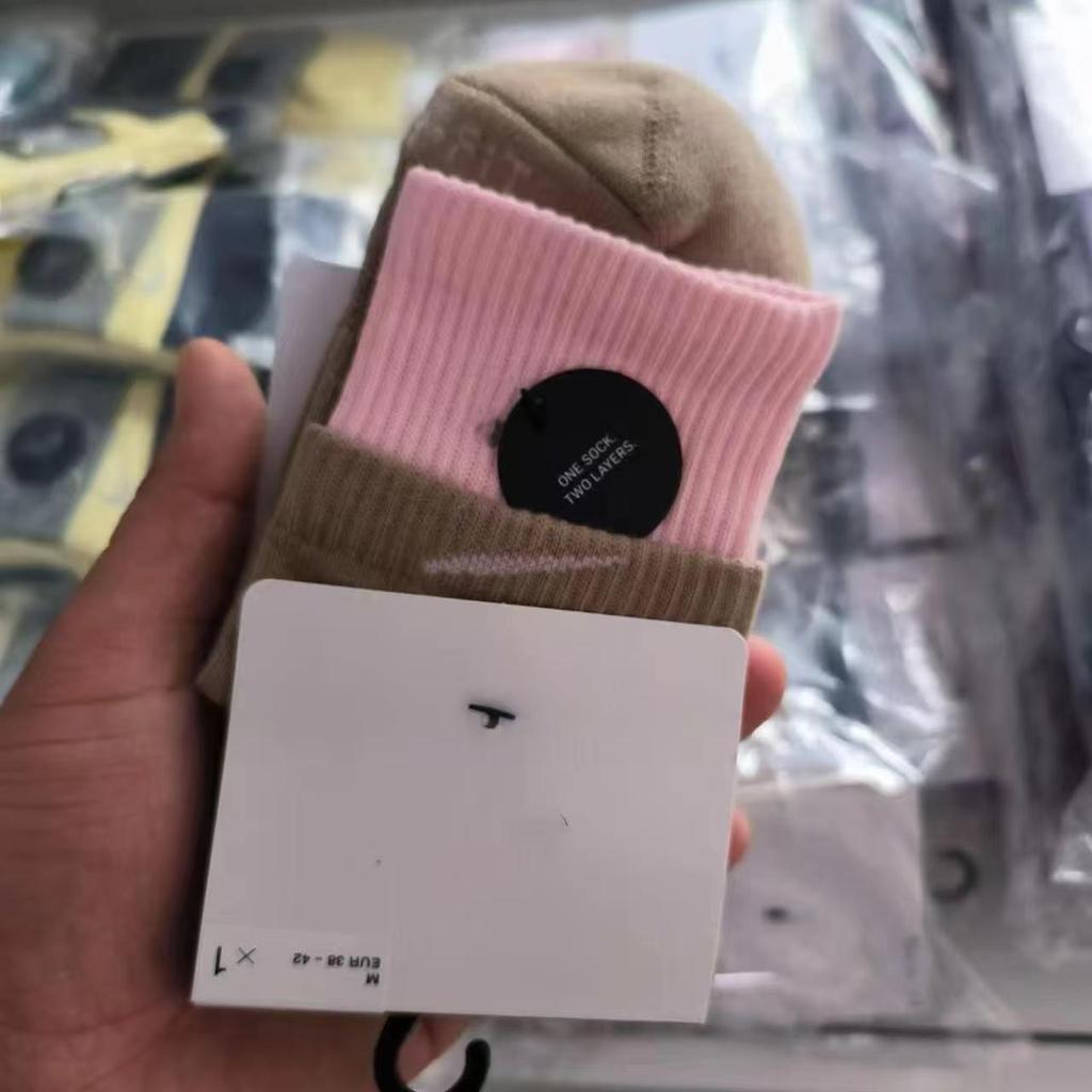 Su Wan Naike Si Double-Layer Color Block High Tube Thick Terry Sports Socks