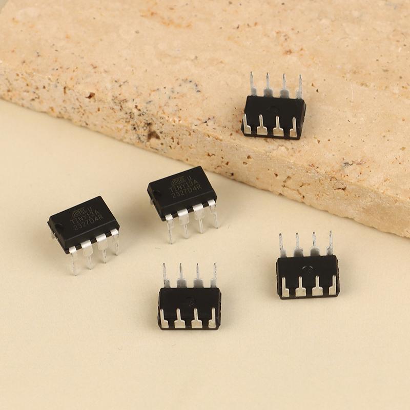 

5Pcs Attiny13A-Pu Мікроконтроллер IC Chip Новий оригінальний чіп IC Attiny13A-Pu ONE SIZE