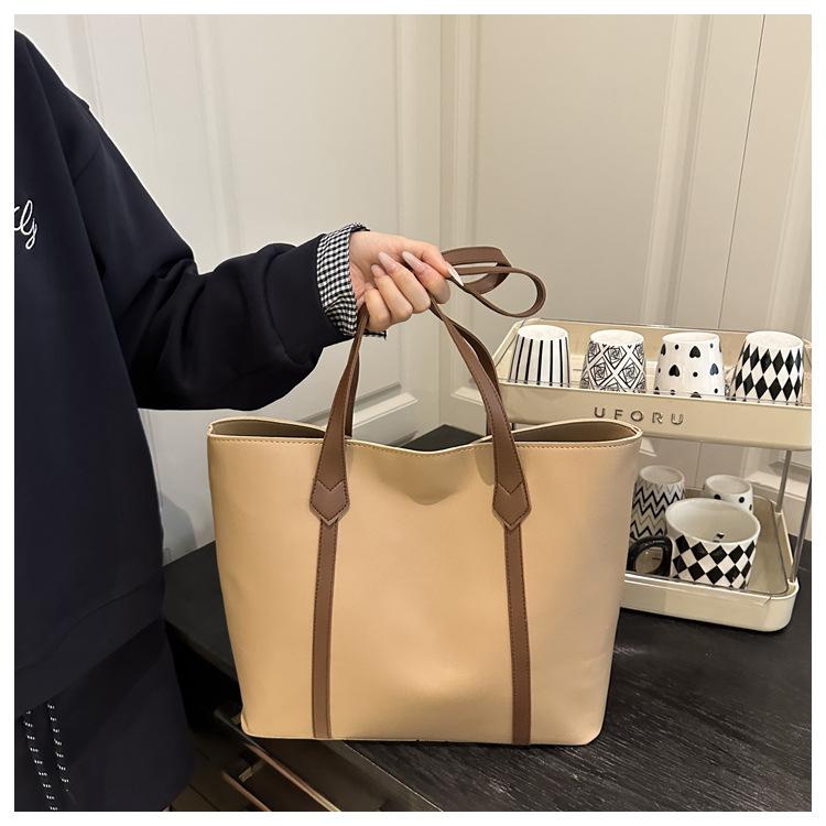 Korean Version Large Capacity Solid Color Faux Leather Tote Bag Fashion Vintage Commute Simple Shoulder Bag