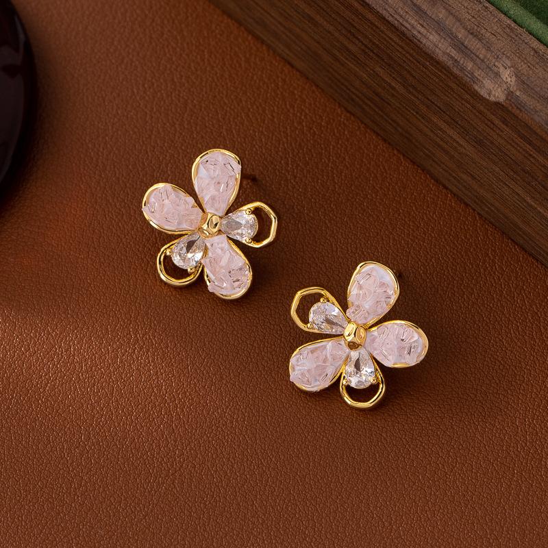 S911 high-end full diamond flower earrings women's light luxury niche fresh and sweet small flower stud earrings light luxury earrings