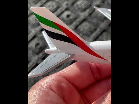 Daron Emirates A380 Single Plane by Daron